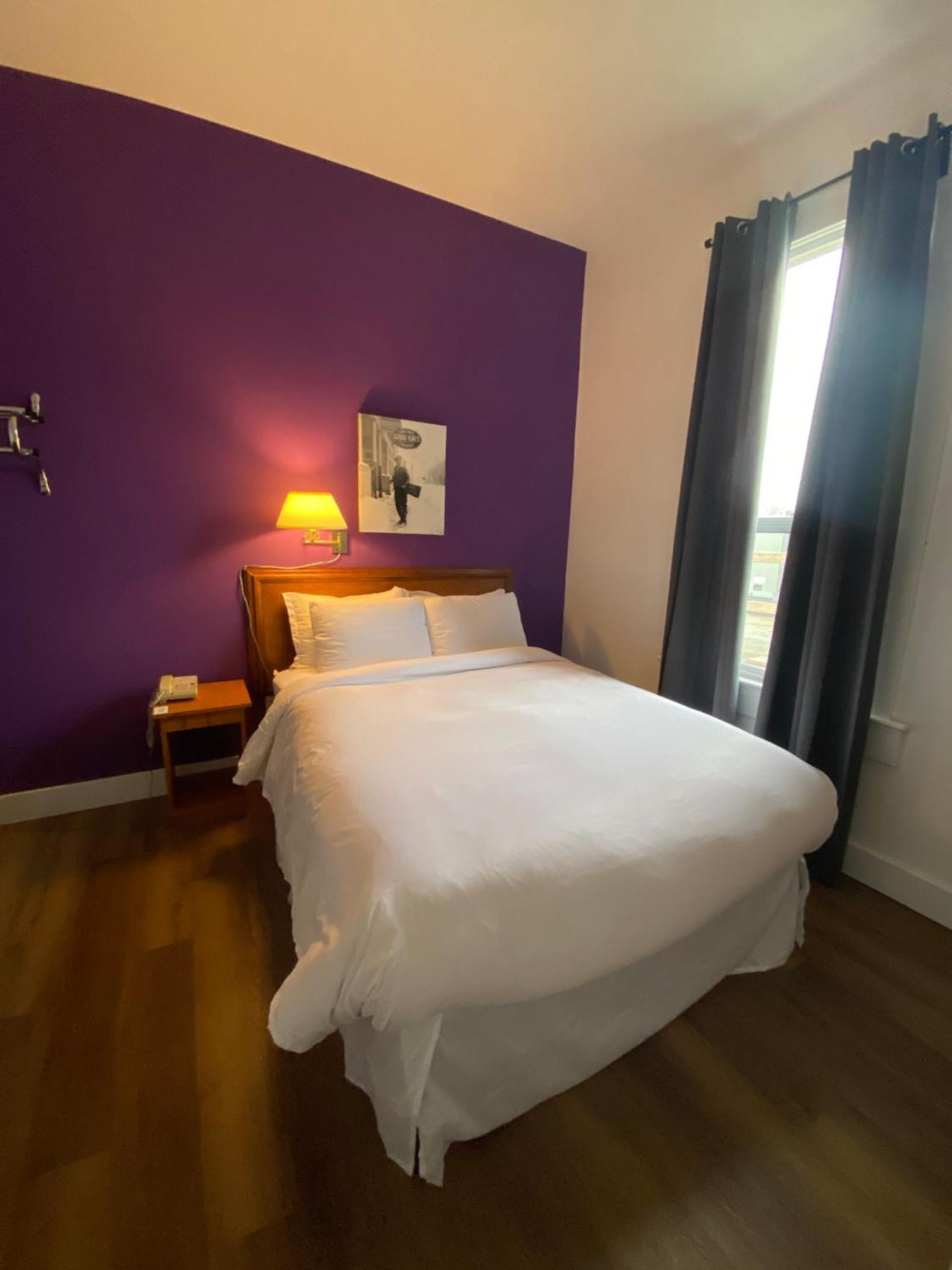 Royal Hotel 奇利瓦克 外观 照片
