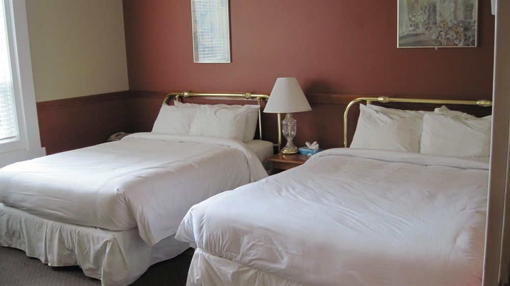 Royal Hotel 奇利瓦克 外观 照片